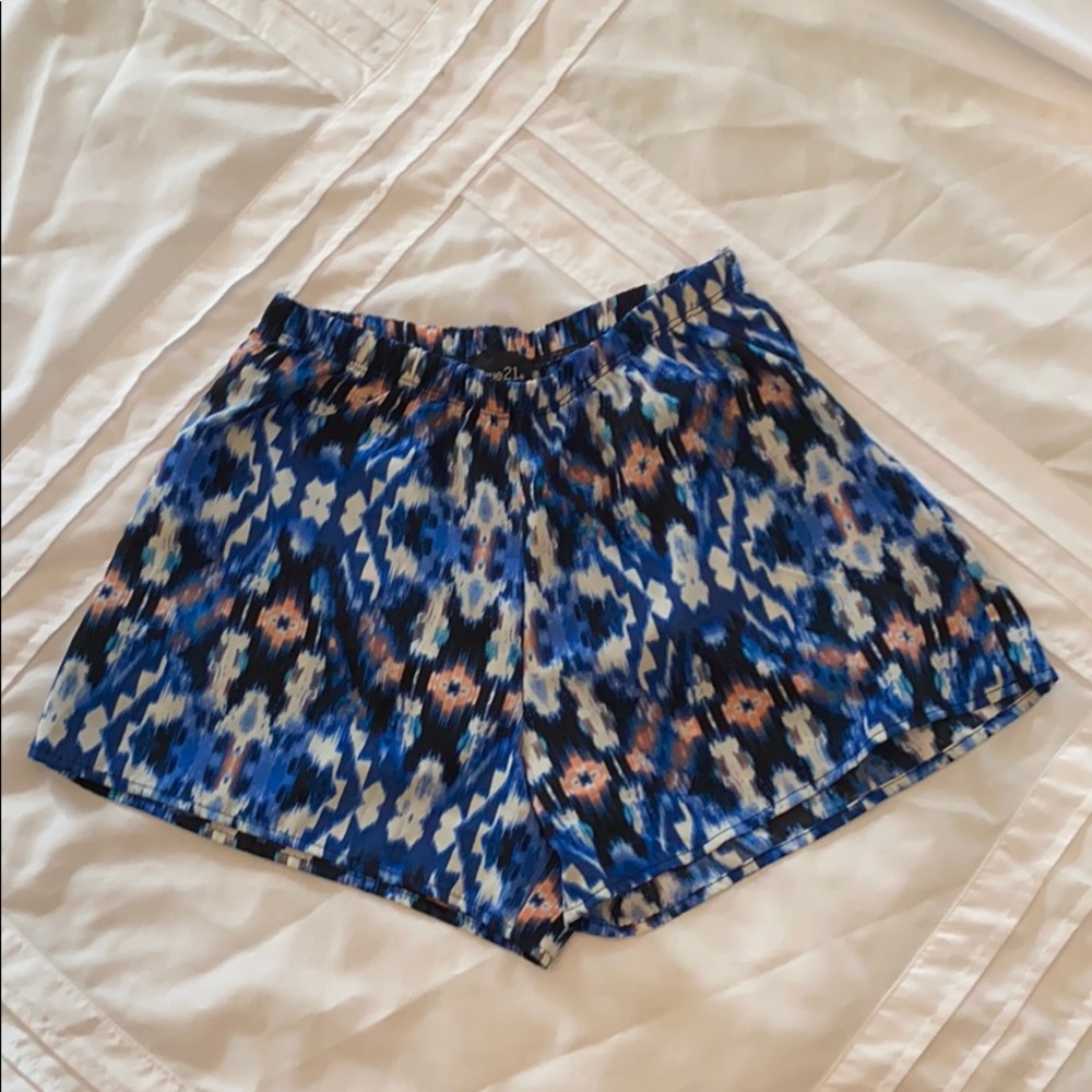 Tribal Print Shorts (medium)